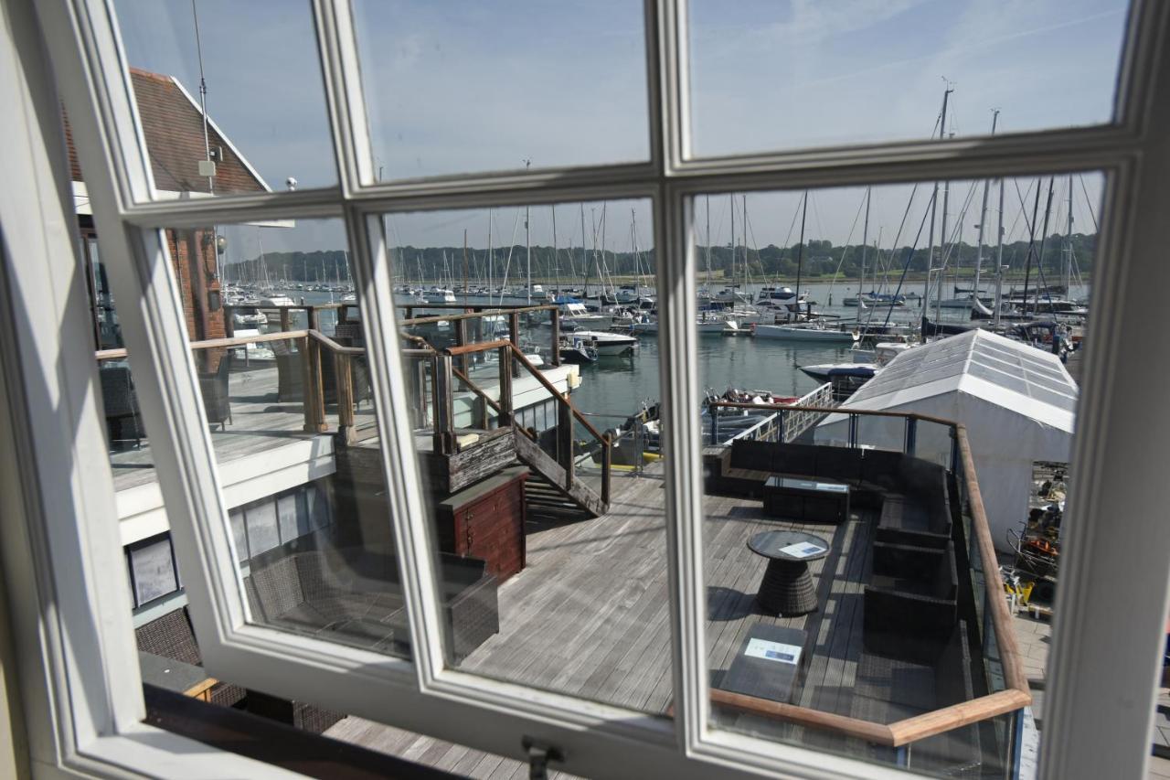 Royal Southern Yacht Club Хамбъл Екстериор снимка
